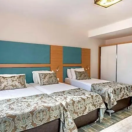 מלון Avena Mountain (adults Only)